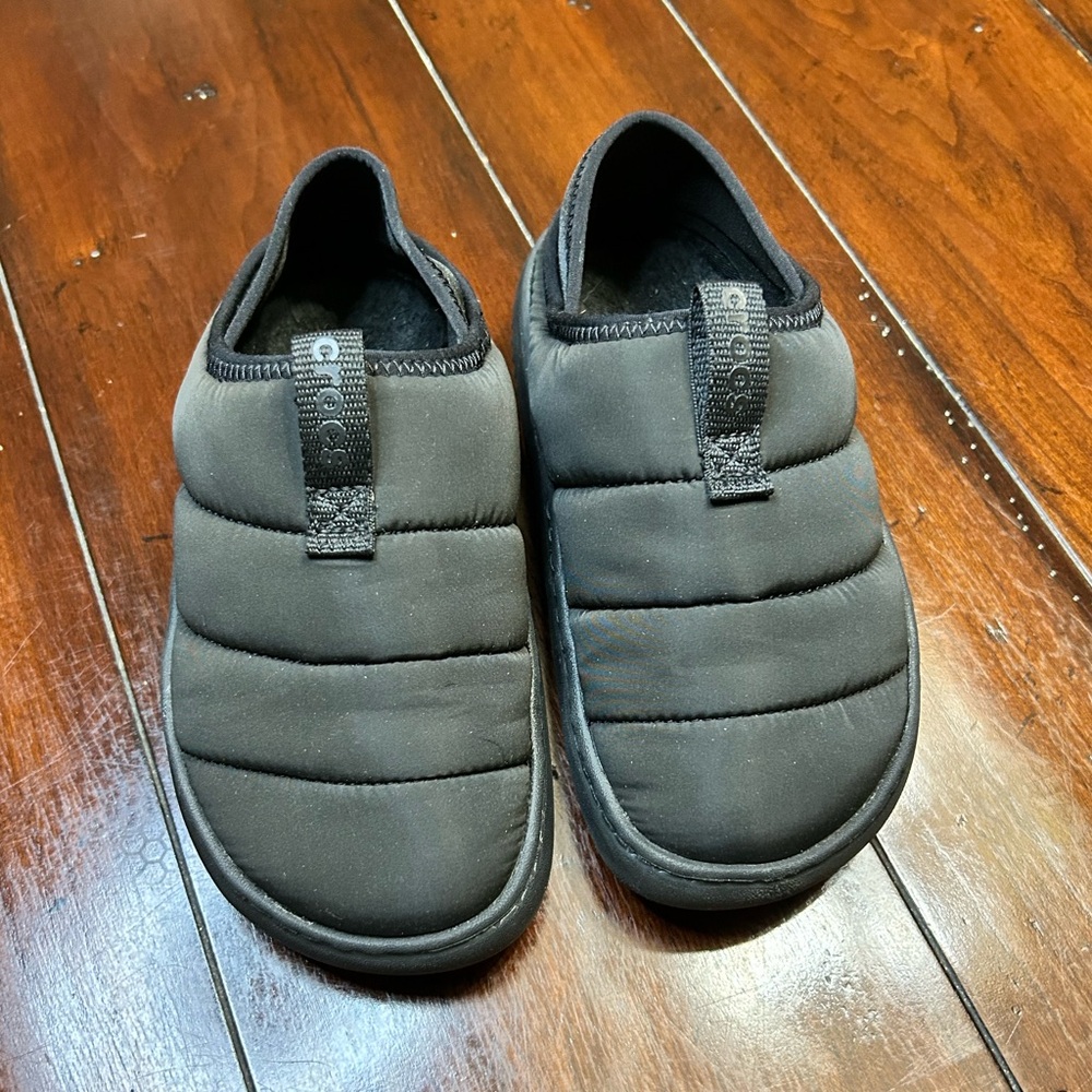 Crocs Kids Classic Puff Moc Clogs - Size 2